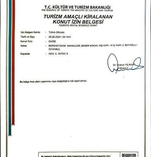 Appartement 2br, 2ba, 1st Floor Of Historical Building ,galata Istambul